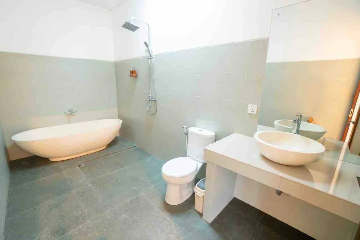 Bathroom of MGM3